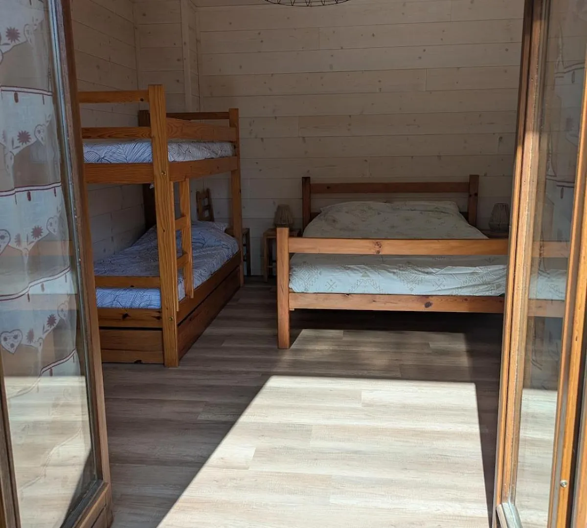 Appartement Du Planet Saint-François-Longchamp Apartament